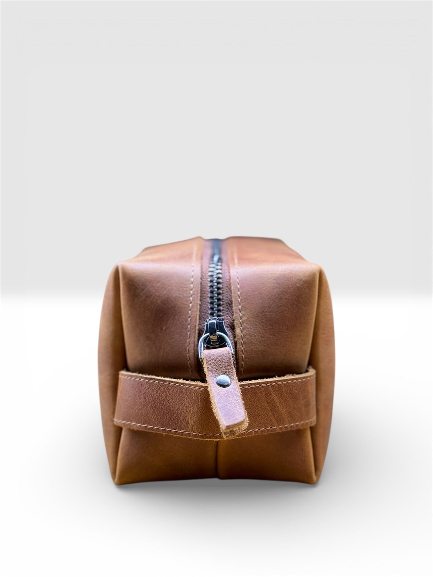 Hakiki Deri Erkek Seyahat Çantası – El Taşıma Modelli, Geniş Hacimli - Görsel 5