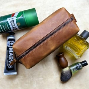 Hakiki Deri Erkek Seyahat Çantası – El Taşıma Modelli, Geniş Hacimli